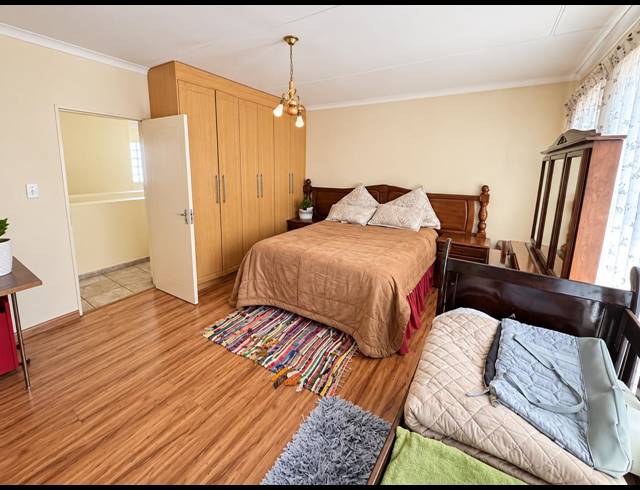 4 BEDROOM HOUSE FOR SALE IN REYNO RIDGE